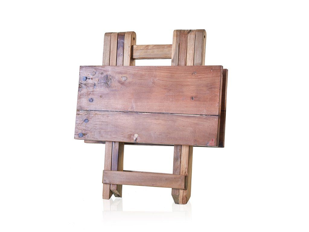 Čtvercový Skládací Stolek - 50x50cm: Po použití ho složíte